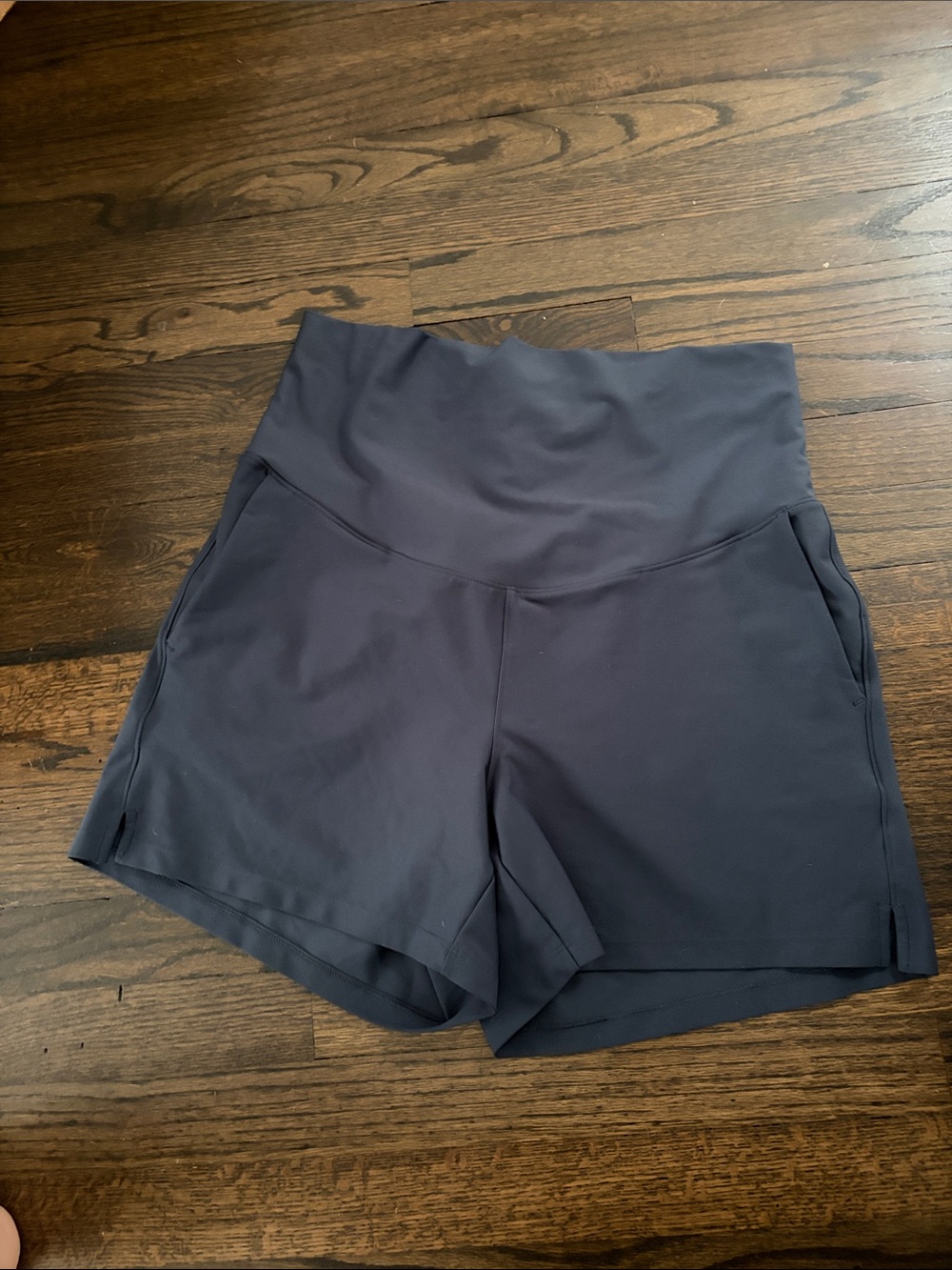 Maternity Performance Women’s Shorts - Navy